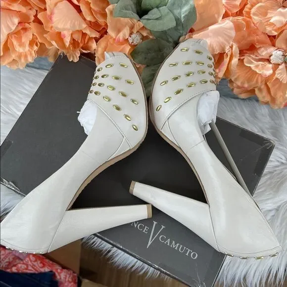 Vince Camuto MiM Aviator Sheep Leather Studded Heel 
Size 8 NIB - Picture 5 of 10